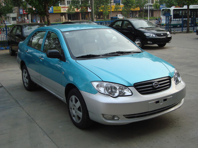 f3出租版登陸保定，易車網解讀比亞迪深耕細分市場新動向